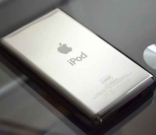Прекращена поддержка всех iPod, кроме Touch