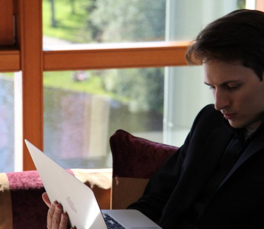 Павел Дуров призвал Apple создать свою страну