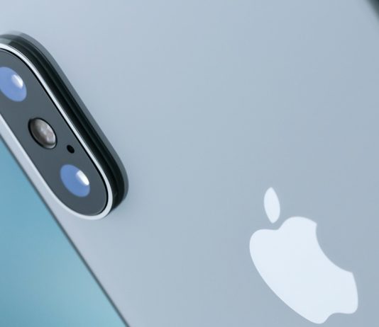 Джонни Айв рассказал о том, как придумывал iPhone X