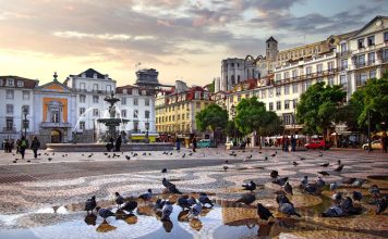 Вышел октябрьский номер журнала «Едем за границу» для iOS и Android