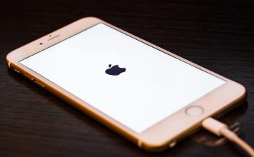Во Вьетнаме зарядка от iPhone убила школьницу